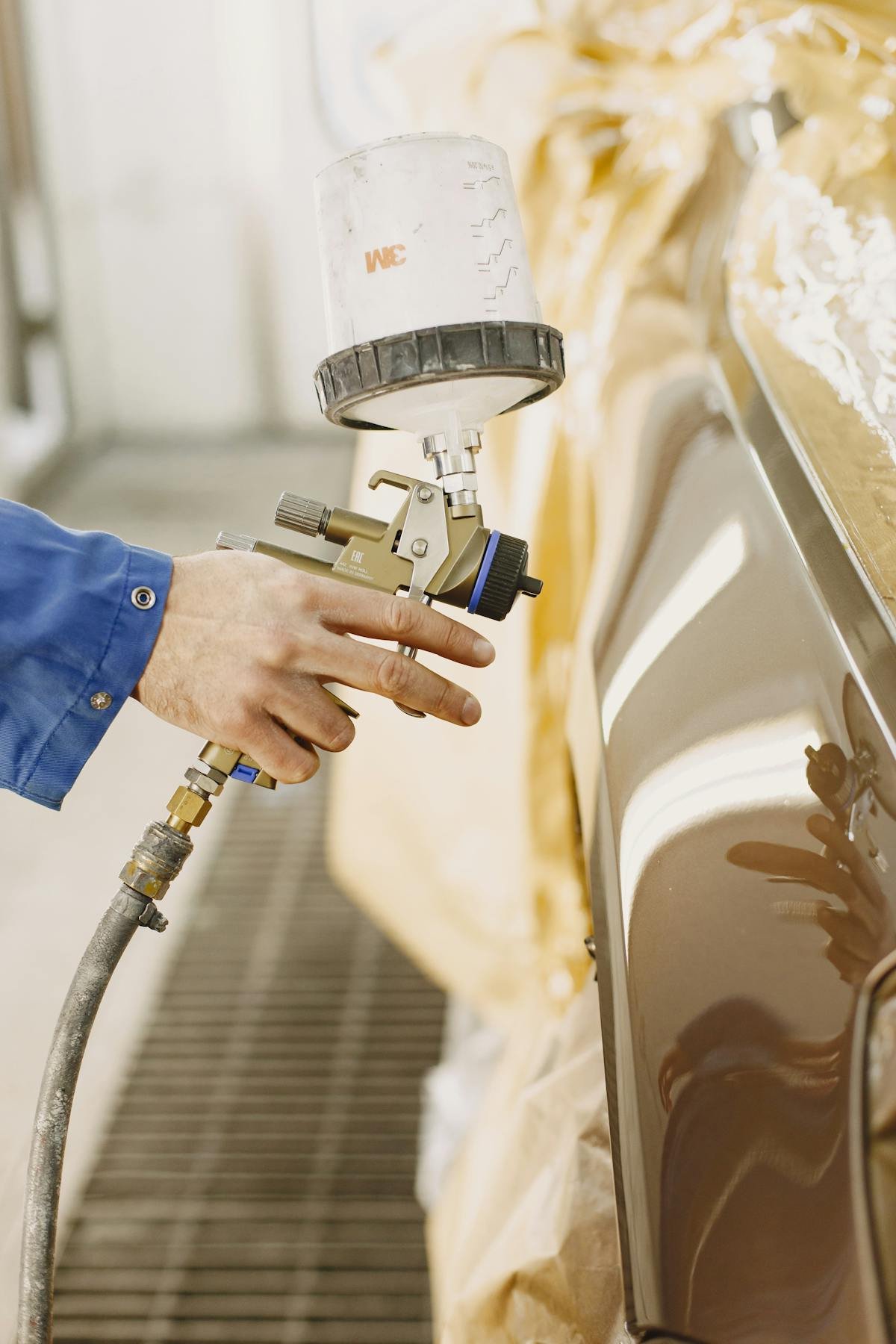 Aplicación de pintura – Briesticar